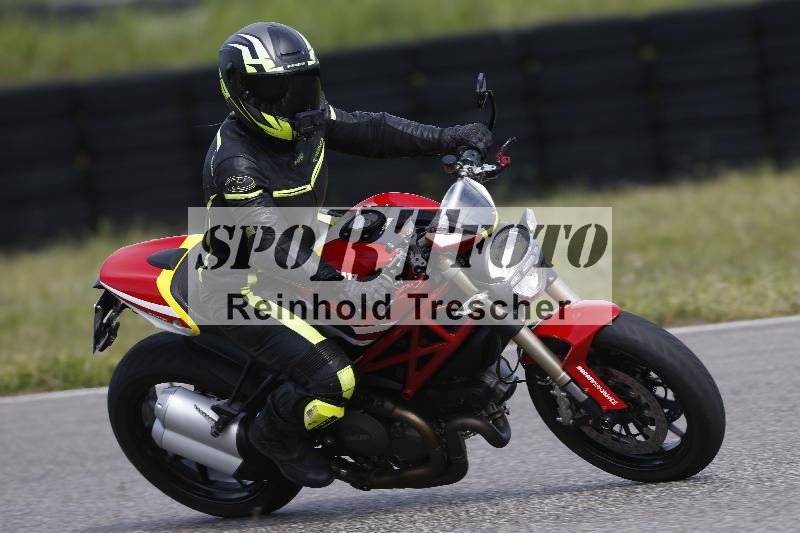 /Archiv-2024/17 01.05.2024 Speer Racing ADR/Schnuppertraining